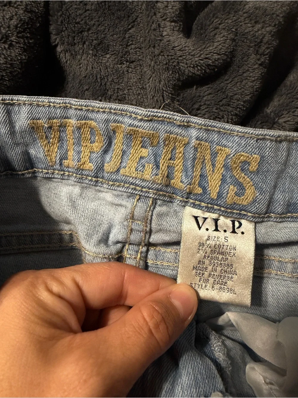 V.I.P. Jeans Size 5 Distressed Ripped Denim Bermuda Shorts Y2K Raw Hem